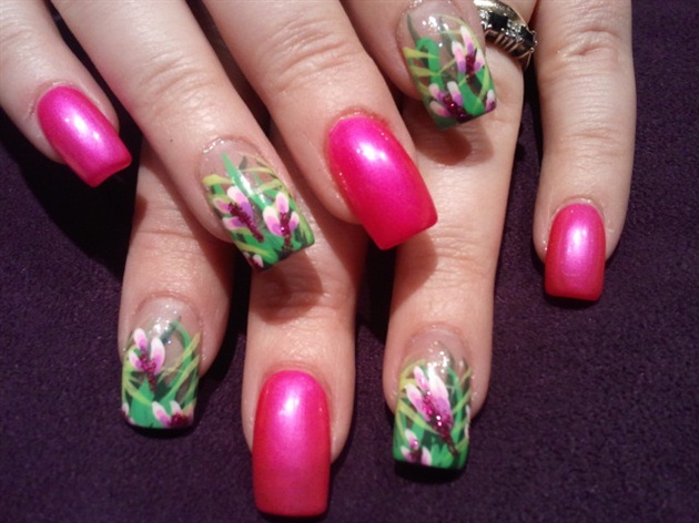 Tropical Flower Nail Art Tropical Flower Nail Art