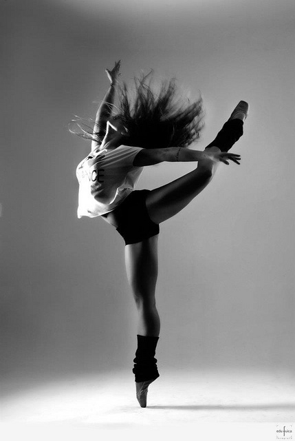 Black and White Contemporary Dance