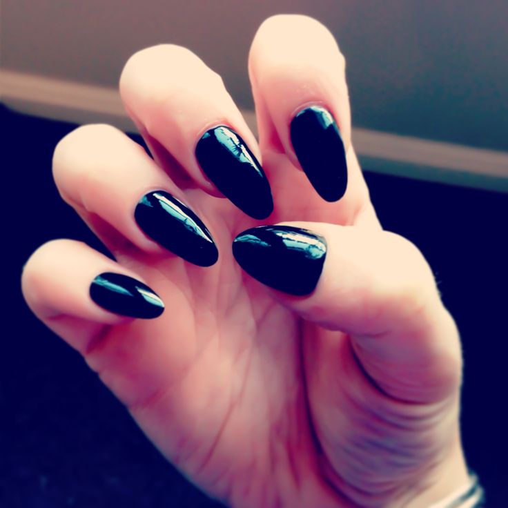 Black Pointed Nails Black Pointed Nails
