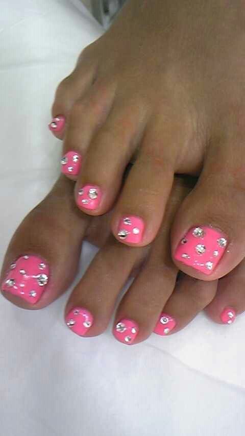 Cute Summer Toe Nails Pink