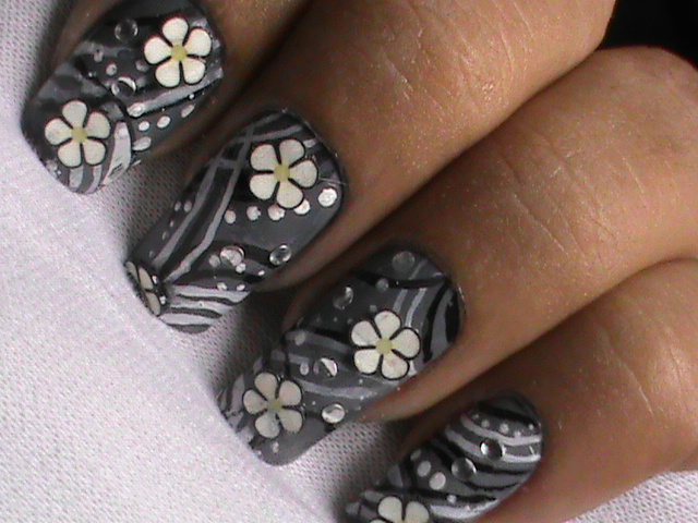 Easy Nail Art Designs for Beginners Step by Step