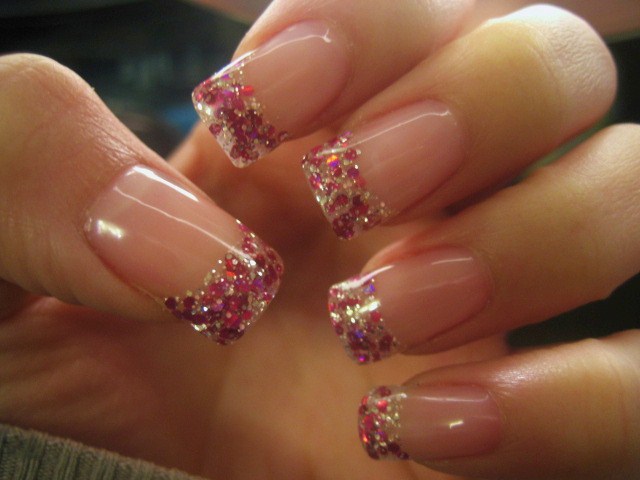 Gel Nail Designs with Glitter Gel Nail Designs with Glitter
