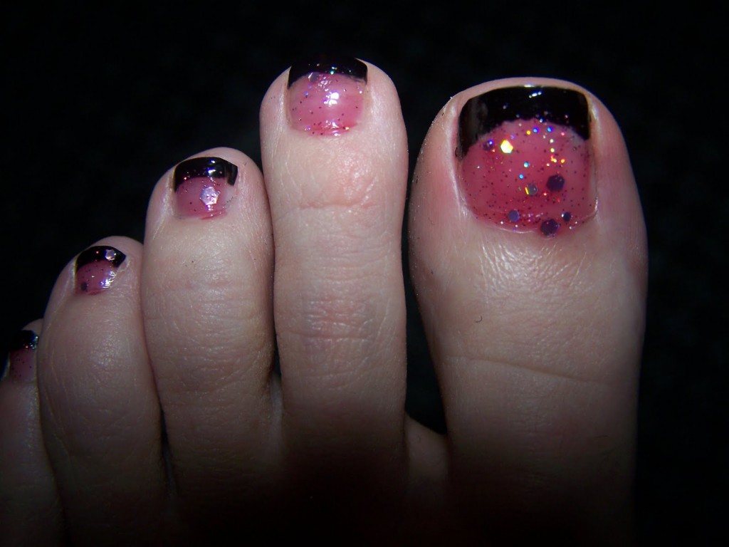 Pink and Black Toenail Pedicure Designs