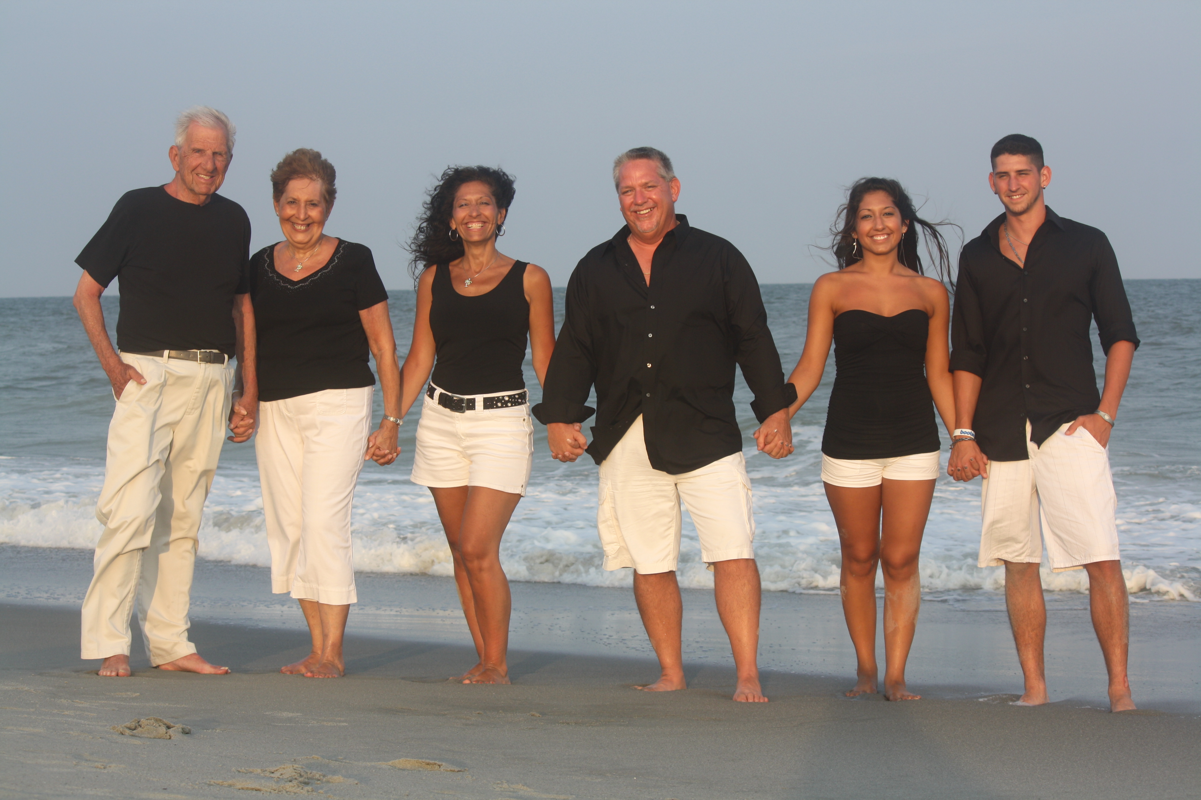 16 Beach Family Photography Poses Images Family Portraits At Beach