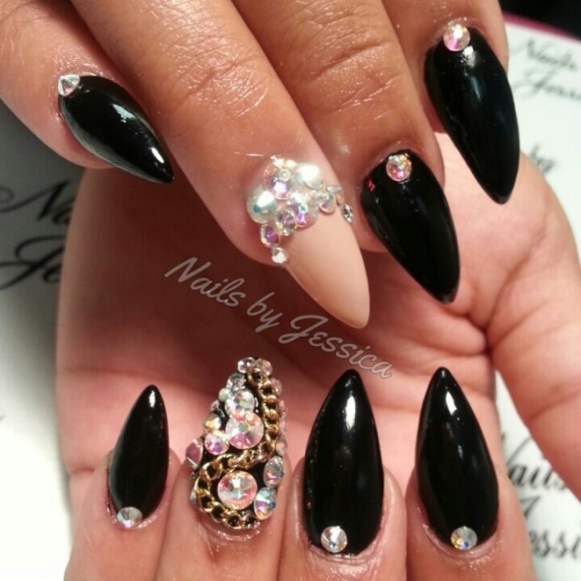 Black Pointy Nail Designs