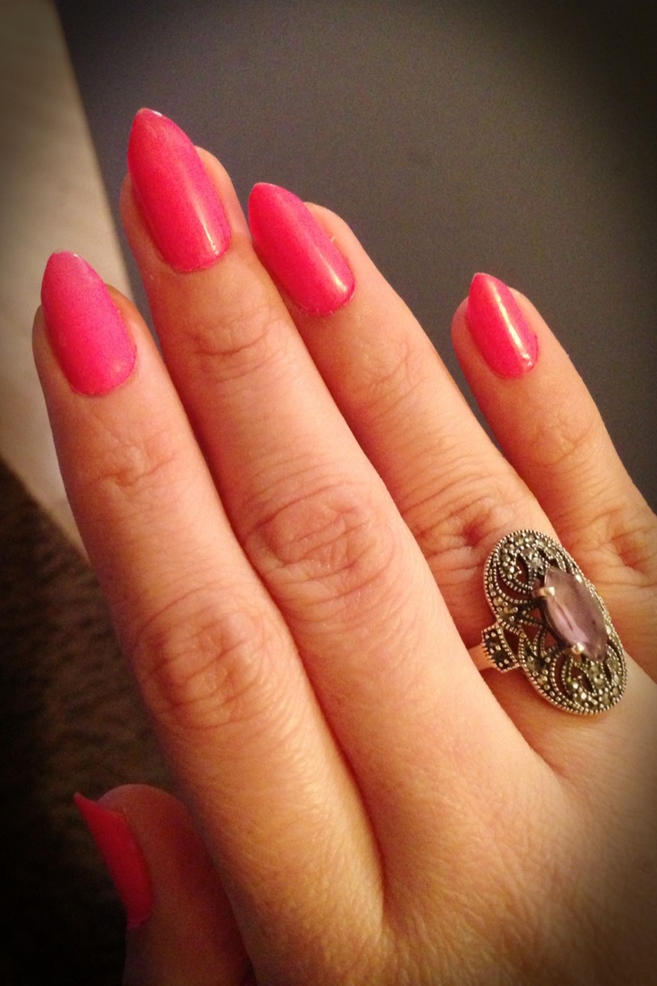 Short Pointy Nails Short Pointy Nails