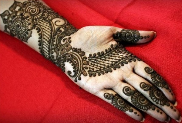 Simple Arabic Mehndi Designs