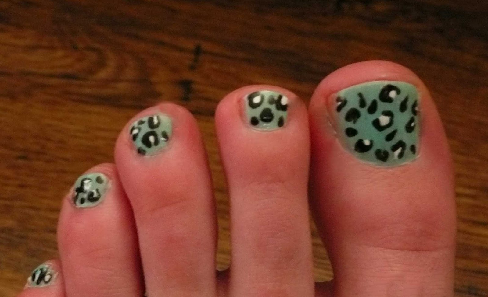 Leopard Print Toe Nail Design