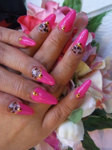 Pink Pointy Nails Design