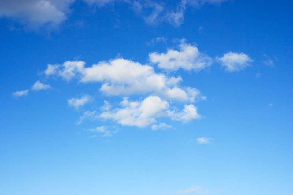 Free Images of Blue Skies with Clouds