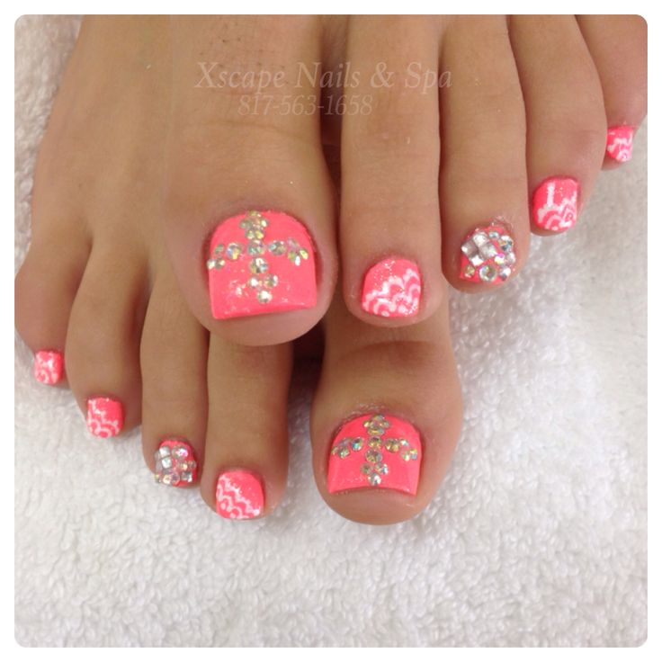 Nail Designs with Rhinestones