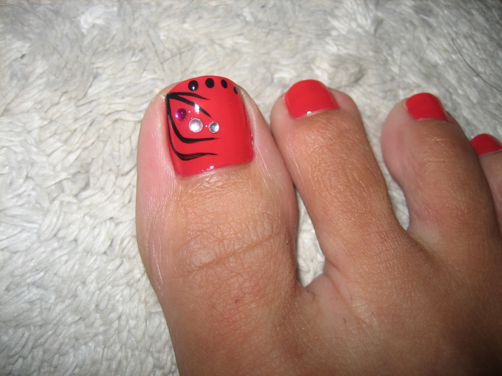 Toe Nail Design with Rhinestones