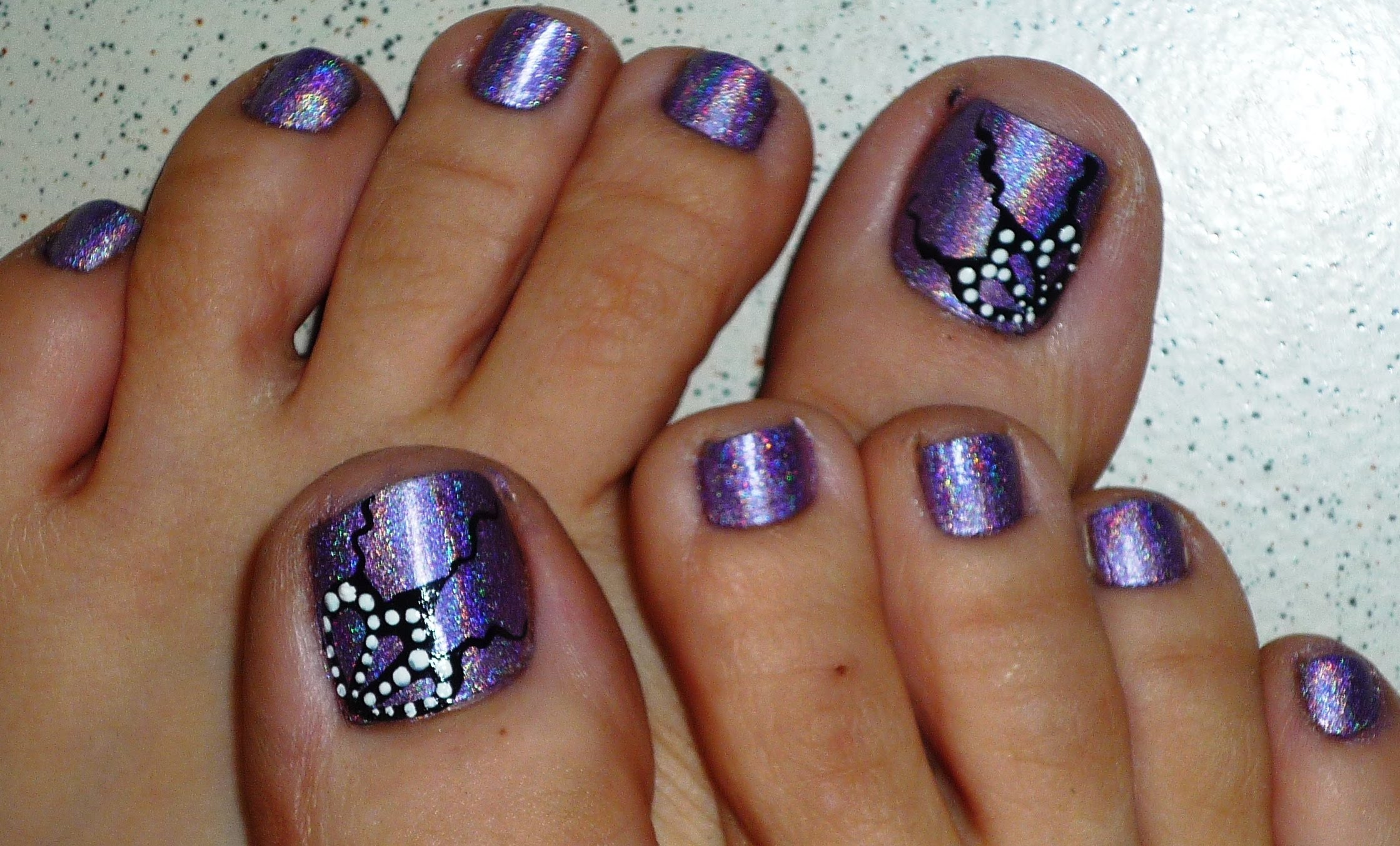 Butterfly Toe Nail Design