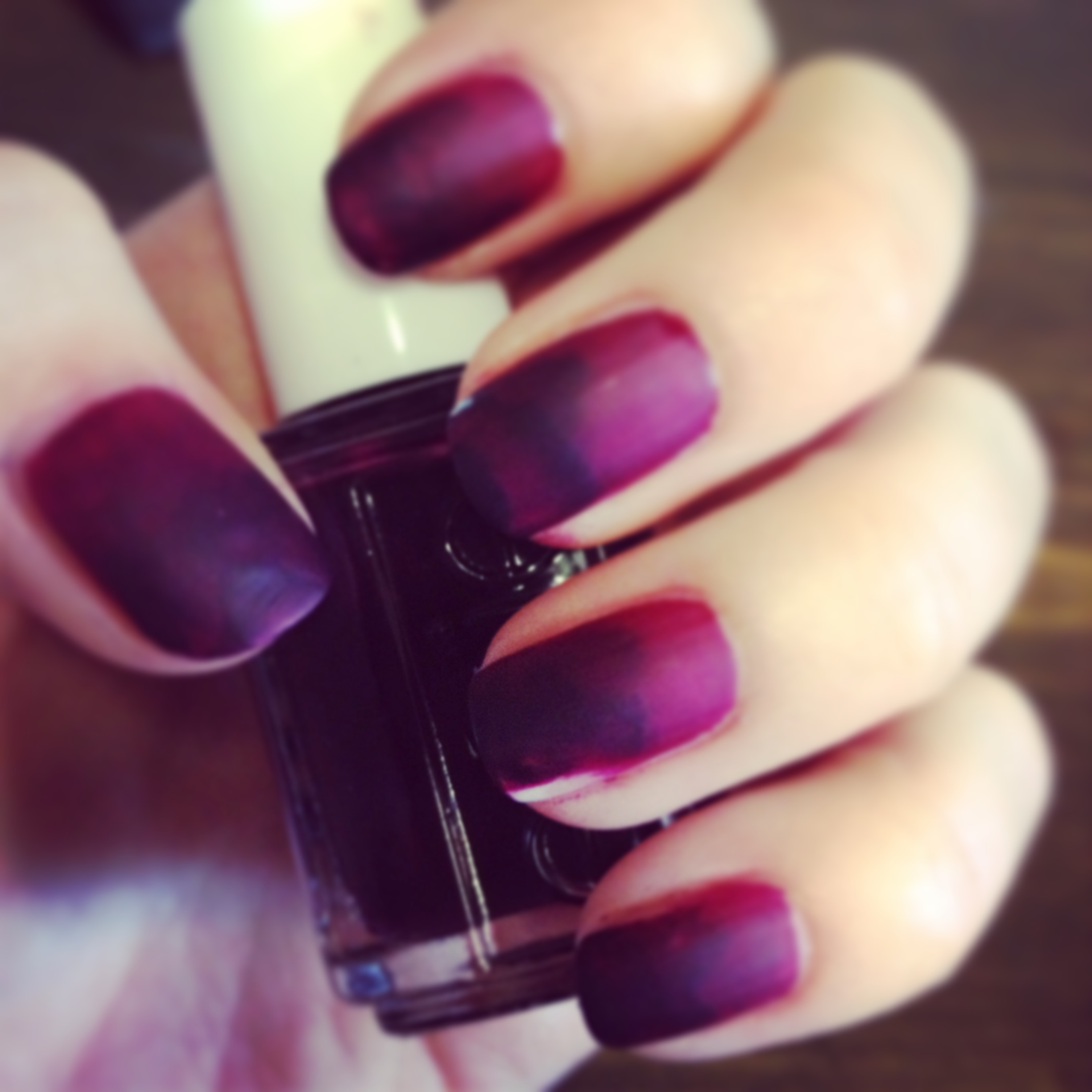 Purple Ombre Nail Art Purple Ombre Nail Art
