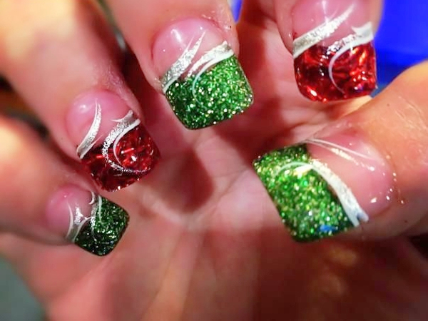 Red and Green Christmas Nail Designs