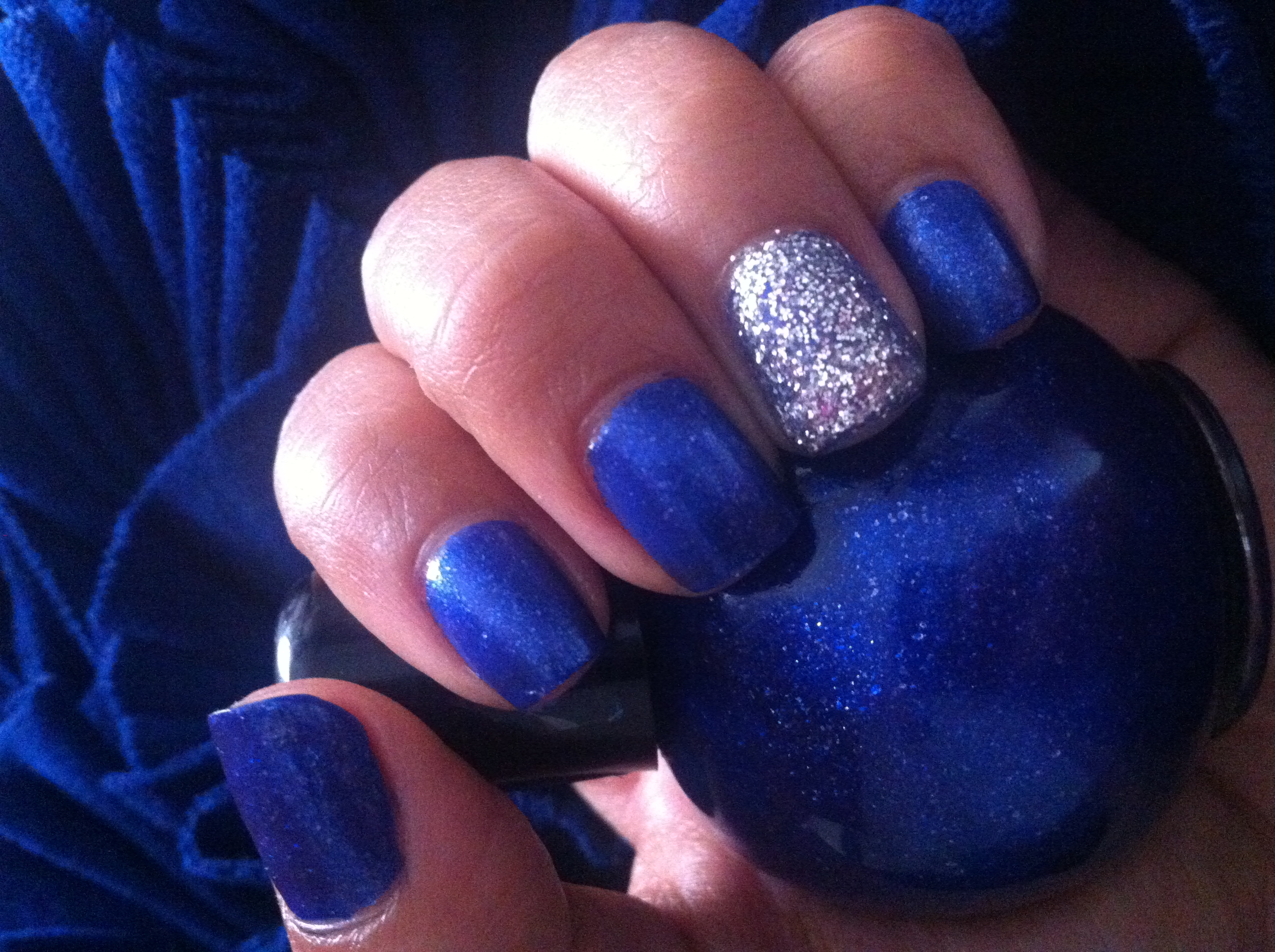 Royal Blue and Silver Nails