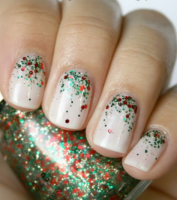 Simple Christmas Nail Art