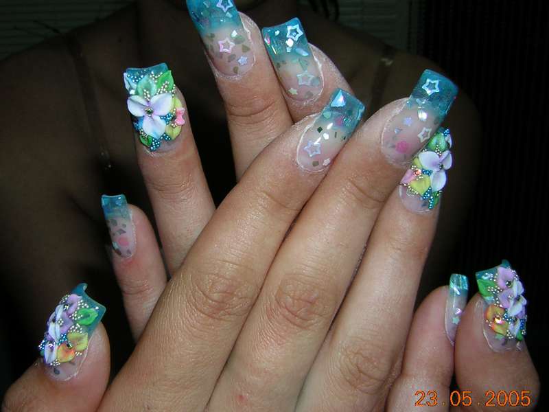 3D Flower Nail Art