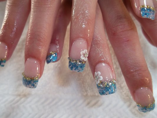 3D Flower Nail Design