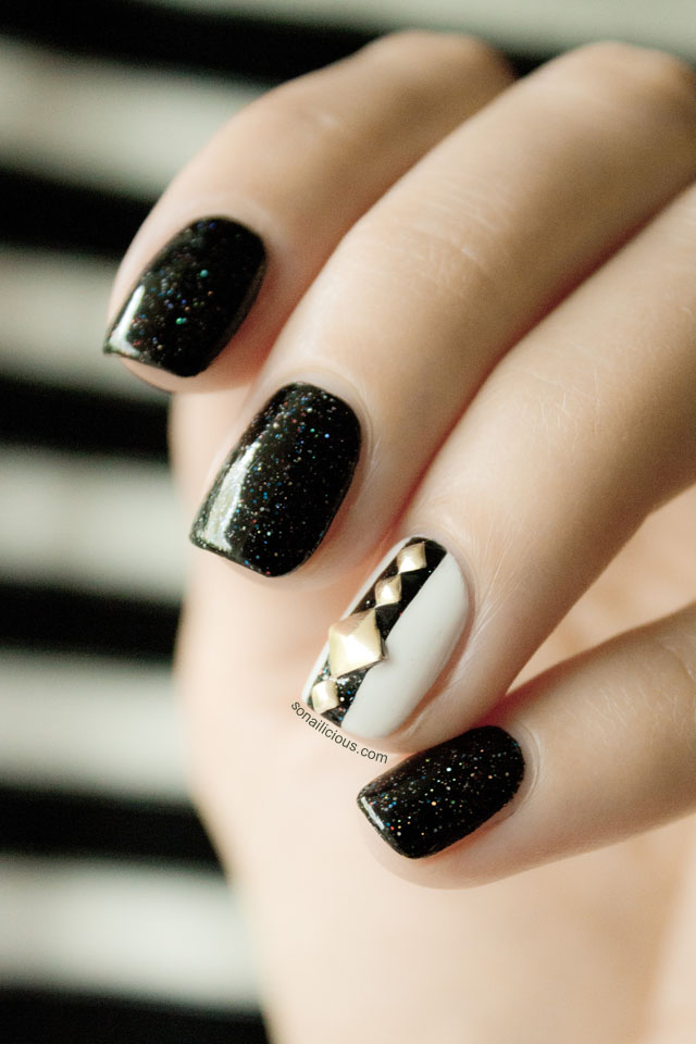 Black and White Nails