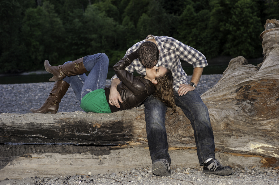 Outdoor Engagement Shoot Ideas