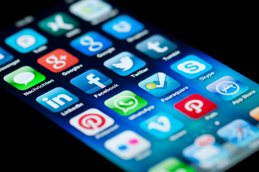 Social Media iPhone Apps