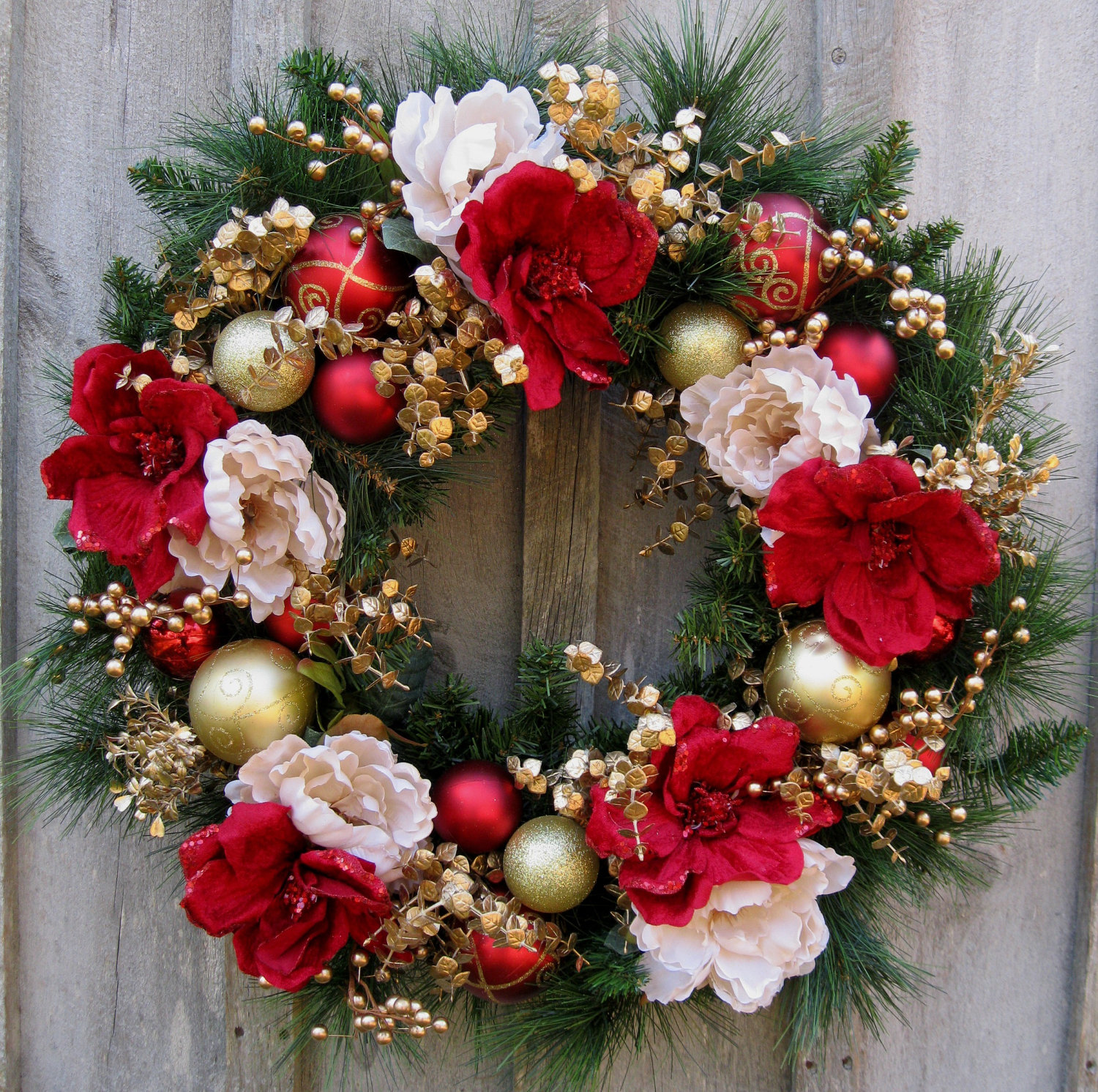 Elegant Christmas Wreath