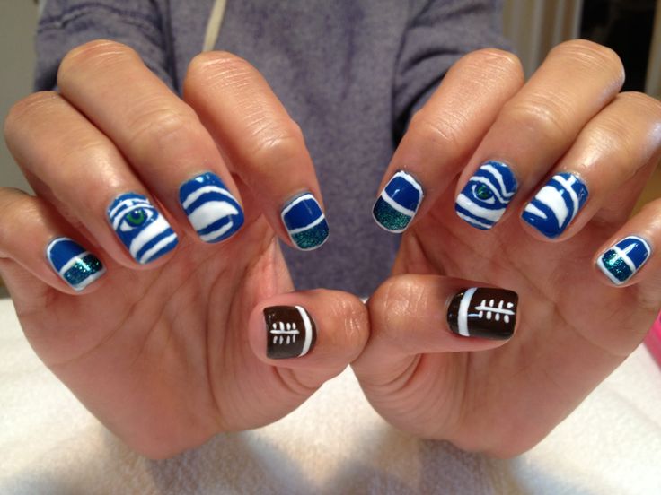 Seahawks Nail Design