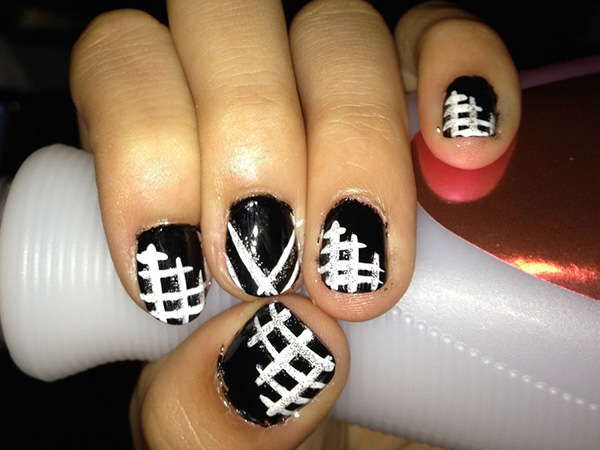 Black and White Nail Designs