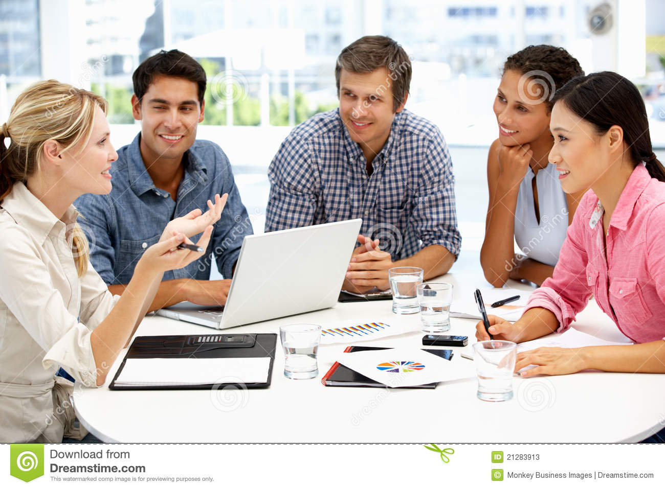 16 Group Meeting Stock Photos Images