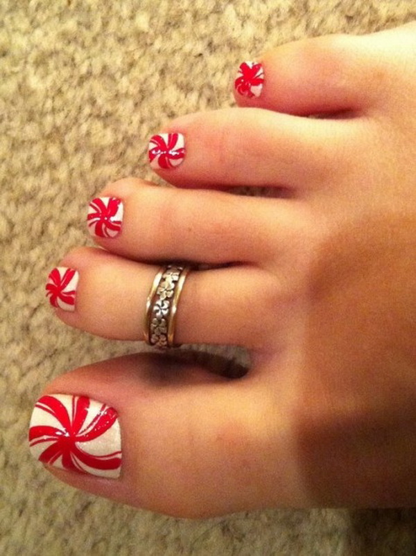 Cute Christmas Toenails