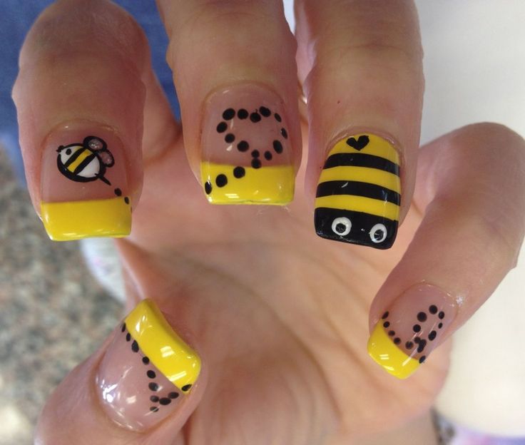 Bumble Bee Nail Design