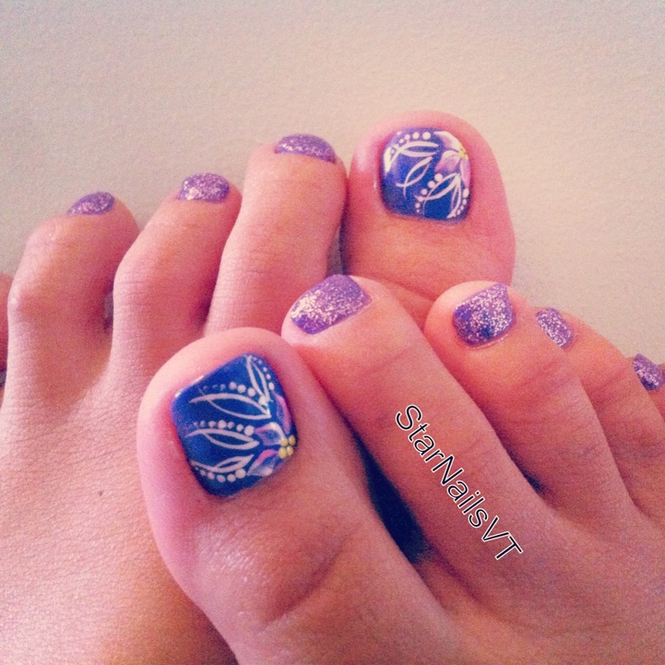 Purple Toe Nails Flower Designs