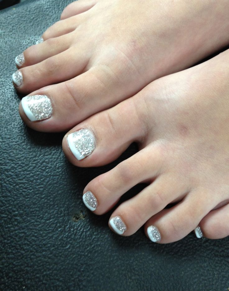 Toe Nail Designs with Glitter