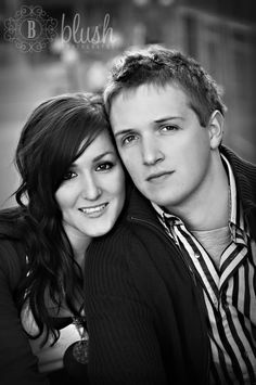 Adult Sibling Photography Pose Adult Sibling Photography Pose