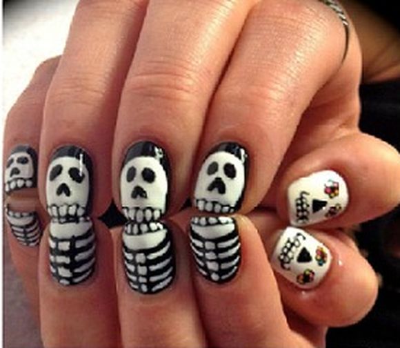 Cool Halloween Nail Art Design