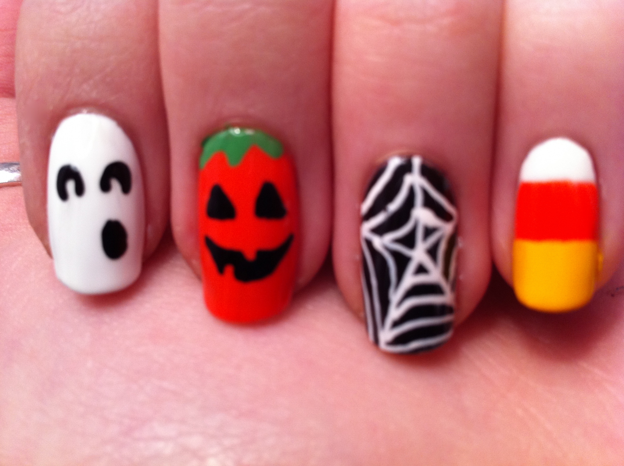 Easy Halloween Nail Art Designs