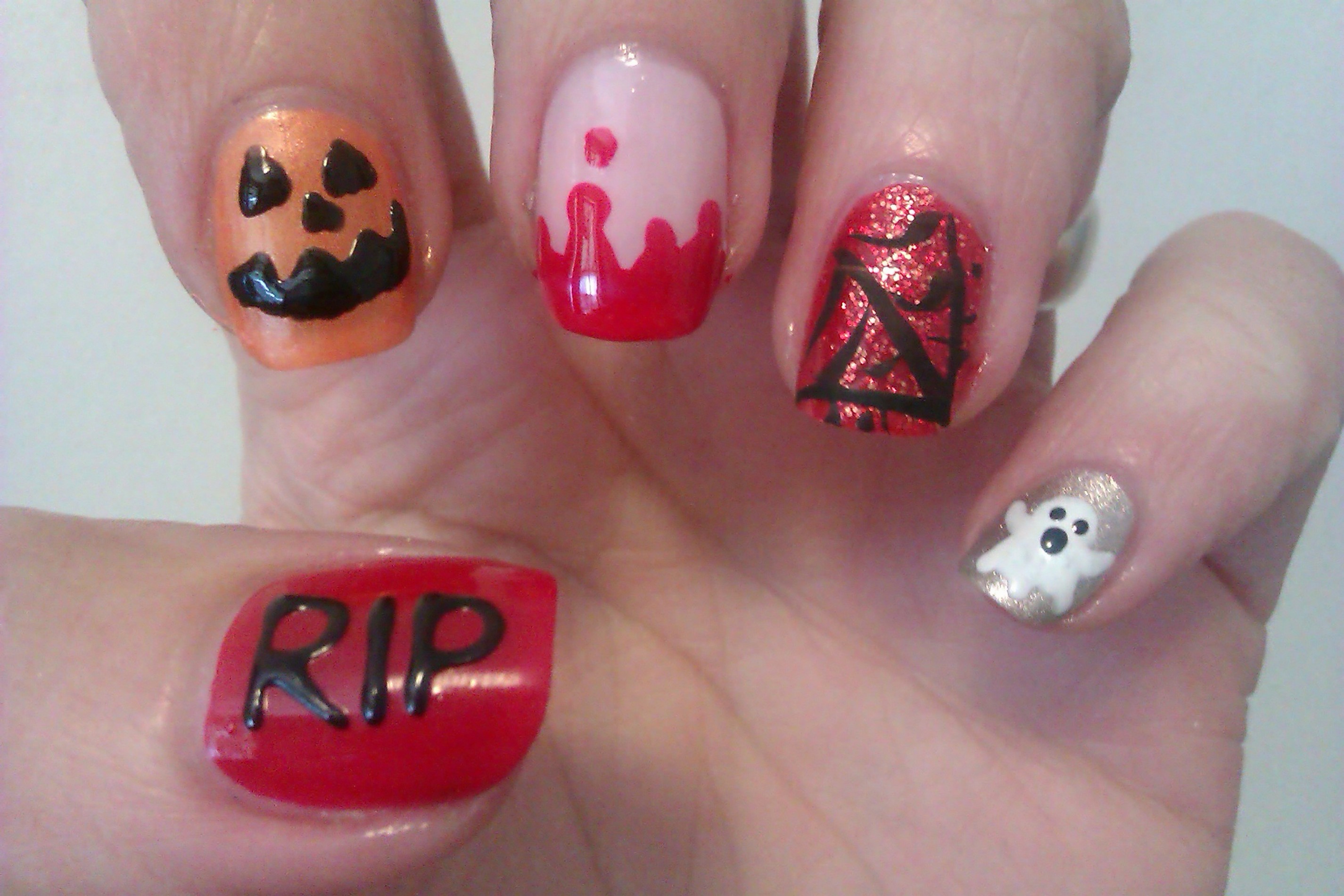 Easy Halloween Nail Art Designs