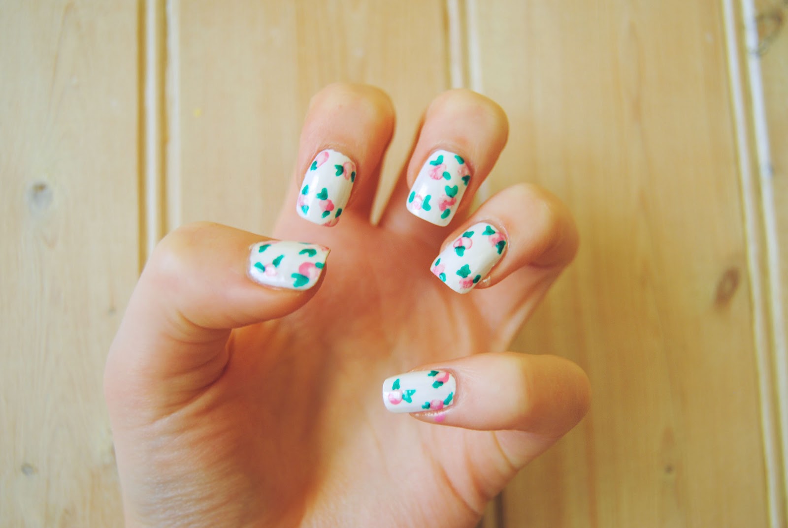 Floral Nail Design Tutorial