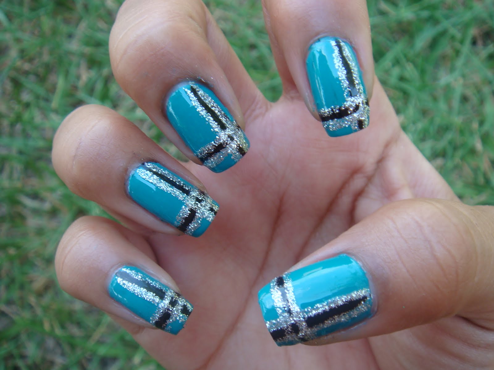 Teal Nail Art Designs