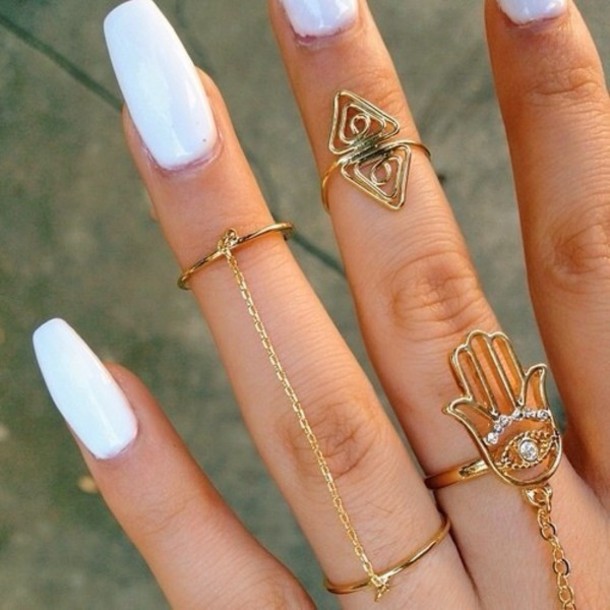 Tumblr Nails with White Rings