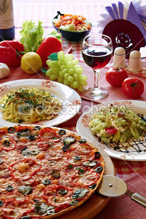 Classic Italian Food Setting Classic Italian Food Setting