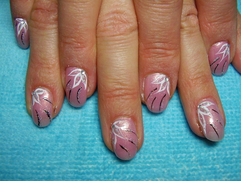 Easy DIY Nail Art Designs Easy DIY Nail Art Designs