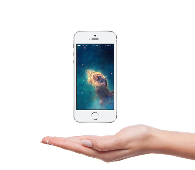 iPhone 5S Mockup PSD iPhone 5S Mockup PSD