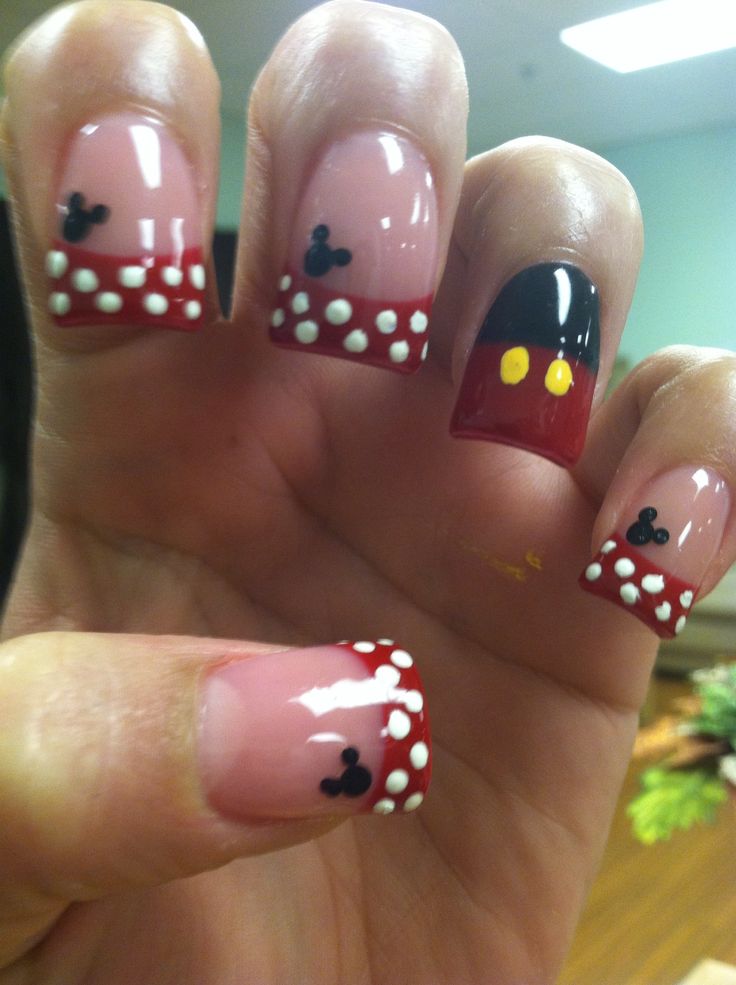 Mickey Minnie Mouse Nail Design