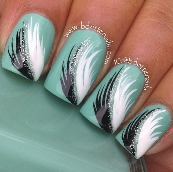 Nail Designs with Feathers Nail Designs with Feathers