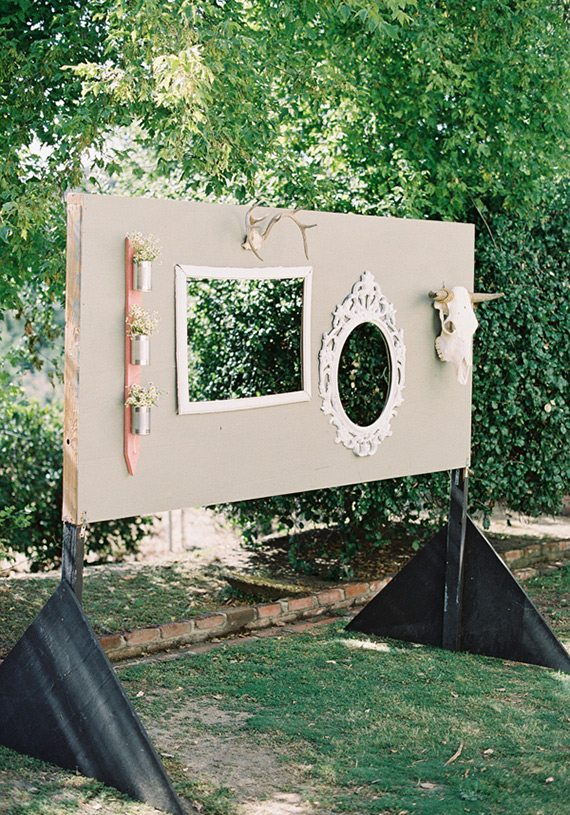 Outdoor Wedding Photo Booth Idea