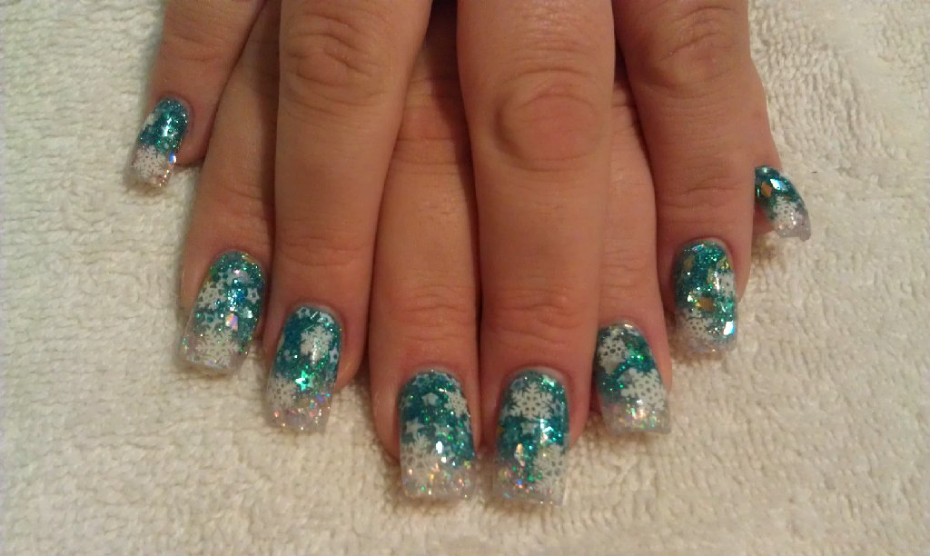 Christmas Acrylic Nails