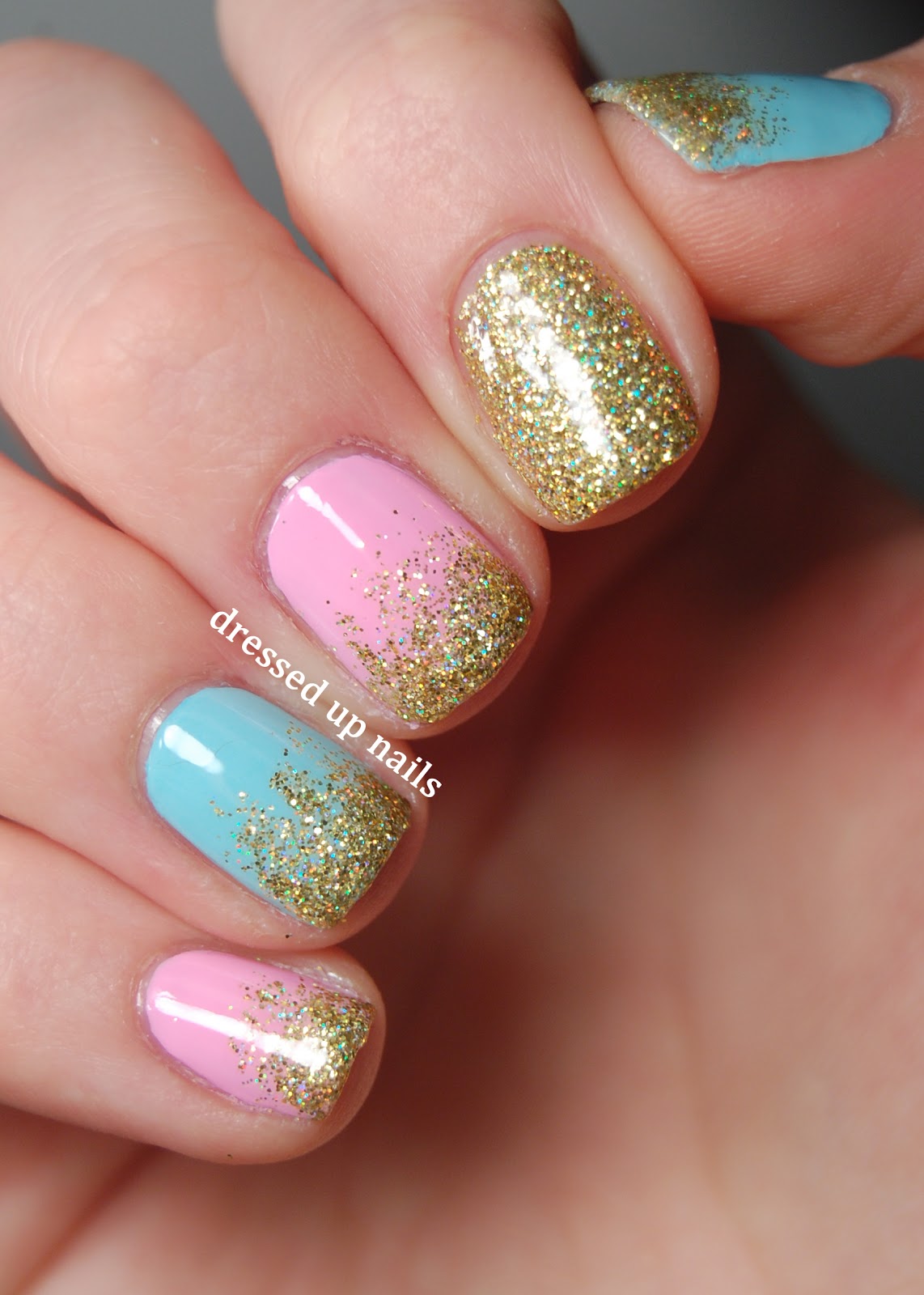 Gold Glitter Nail Art Design