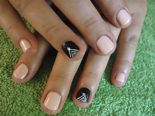 Very Short Nail Design Very Short Nail Design